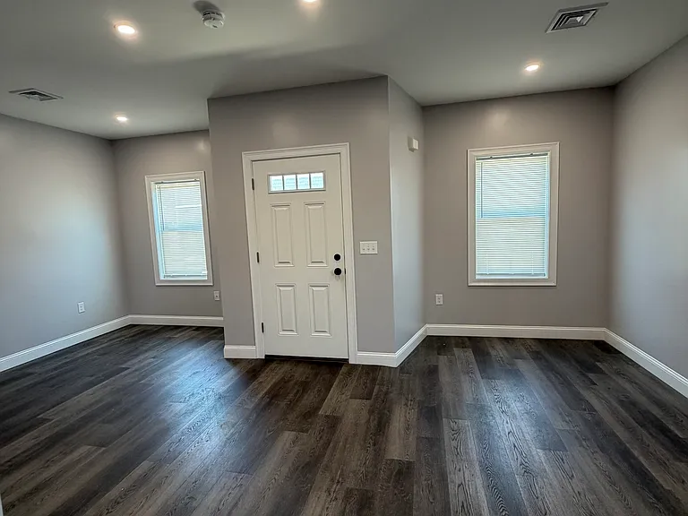 314 Dartmouth St #1 — Photo 9