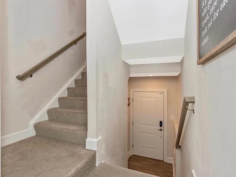 7616 Stemhart Ln — Photo 19