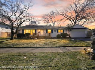 2519 Belaire Dr, Lansing, MI 48911
