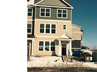 1376 Old Highway 8, New Brighton, MN 55112