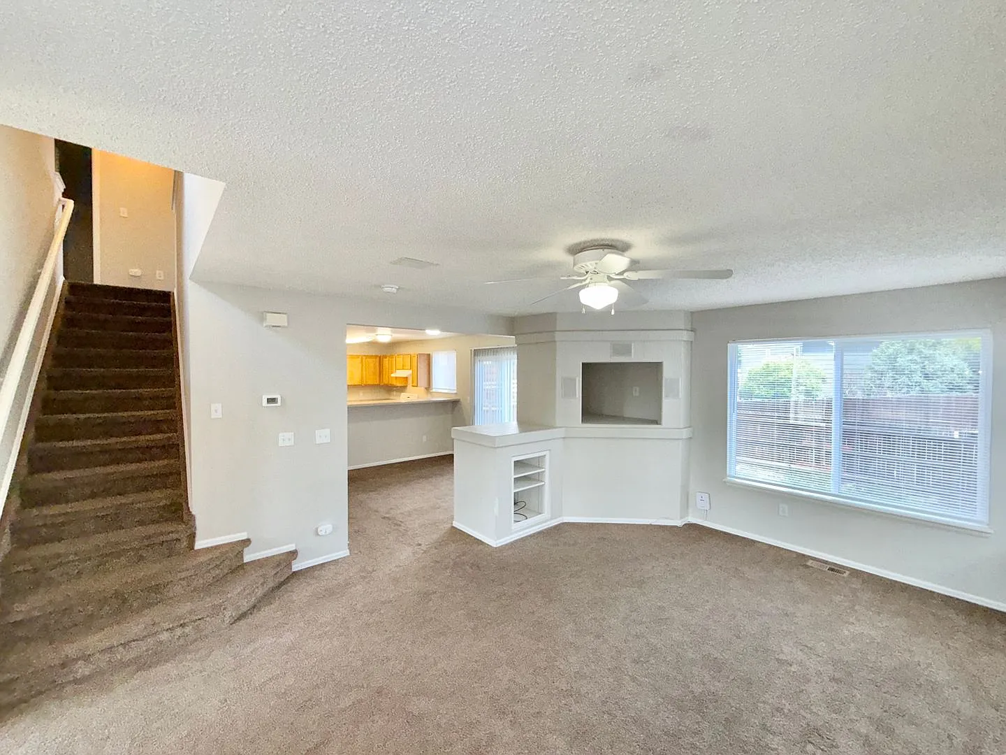 Spacious 4 Bedroom Home — Photo 3