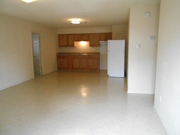 5th image of 1203 W 1st St #A