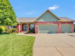 13628 W Highland Springs Ct, Wichita, KS 67235