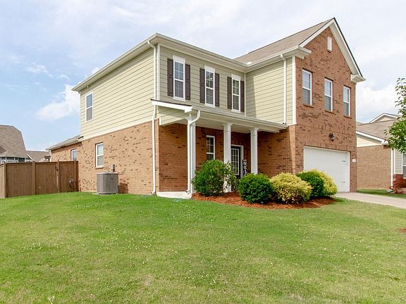 3rd image of 5420 Maple Creek Dr