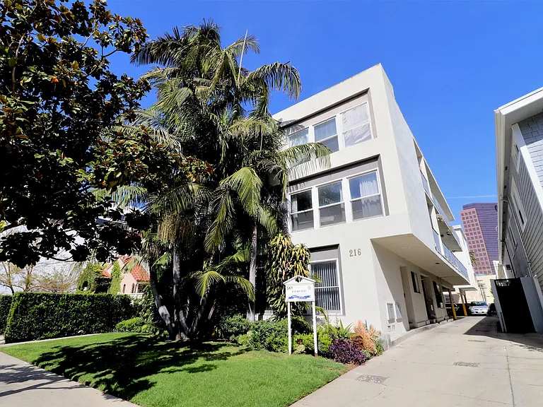 Now Leasing! Gorgeous 1-Bedroom At 216 S. Gale Dr Beverly Hills, Ca 90211 — Photo 9