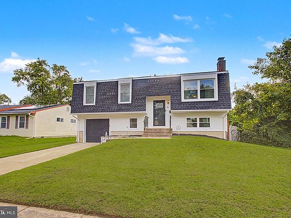 3rd image of 18 Sandal Ln