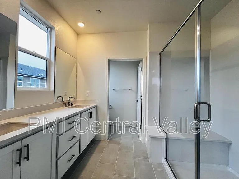 3275 Hayduke St — Photo 18