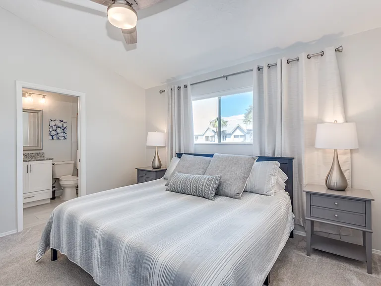 212 Seaport Blvd #212 — Photo 16