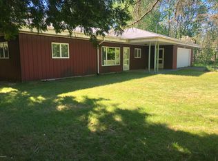 6445 Lakeshore Rd, Manistee, MI 49660