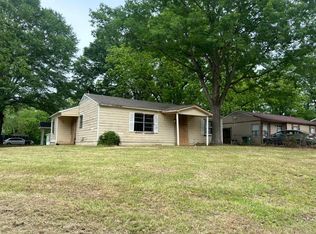 4362 Suncrest Dr, Memphis, TN 38127