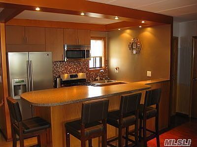 Modern, renovated kitchen