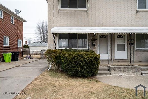 1st image of 26154 Pinehurst St