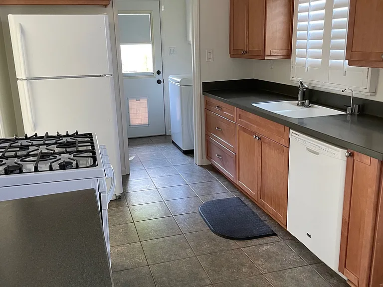 8375 Fullbright Ave — Photo 18