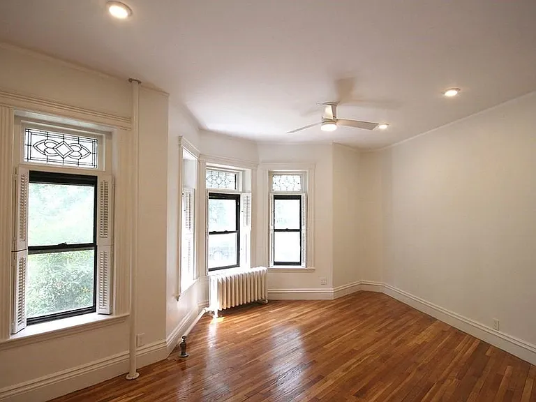52 Charlesgate E #157 — Photo 3