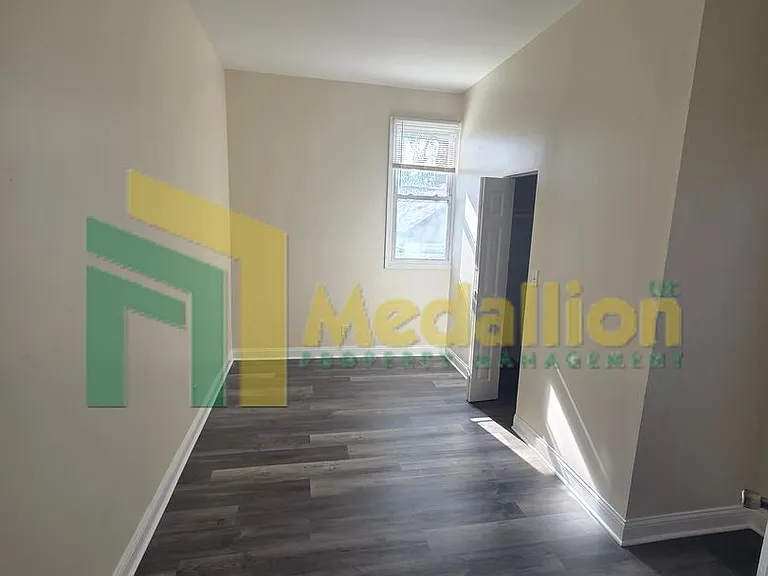 8725 S Constance Ave — Photo 8