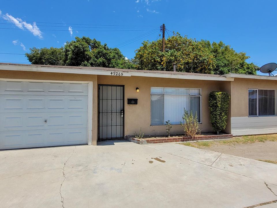 1st image of 4926 Santa Ana St