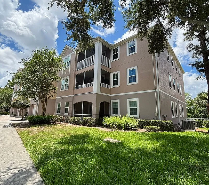 3468 Soho St #303