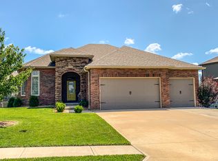 1233 Hillmann Ln, Warrensburg, MO 64093