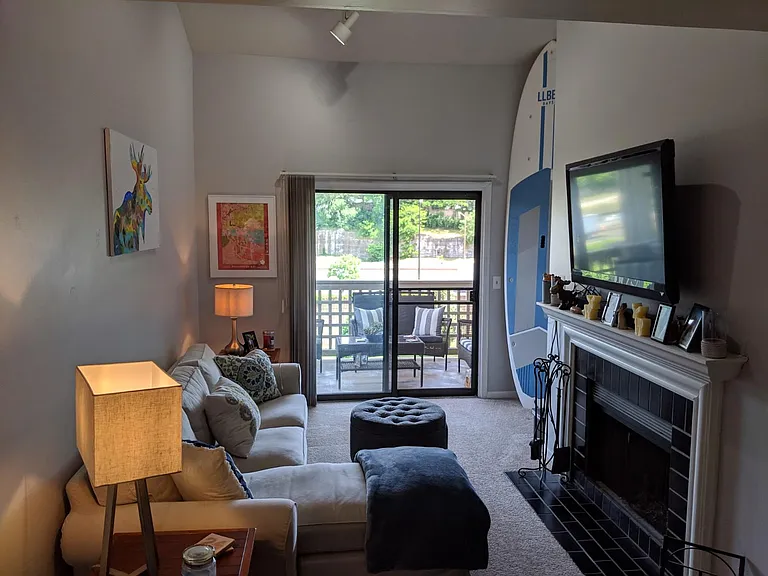 246 Hillsboro Pl — Photo 25