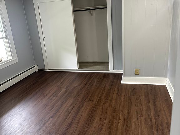 4th image of 90 Laurel Hill Ave APT D