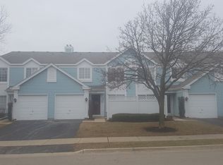 324 Bunker Hill Cir #324, Aurora, IL 60504