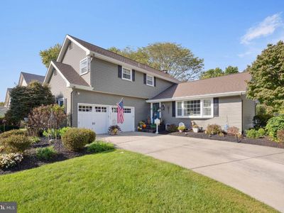 614 Norwood Rd, Mount Laurel, NJ, 08054