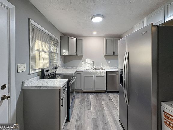 5th image of 2955 Wanda Cir SW