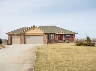 1180 Timberwood Dr, Ames, NE 68621
