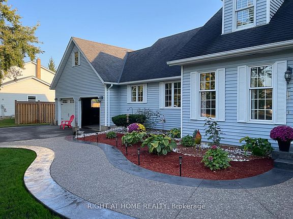 4th image of 1080 Quaker Rd