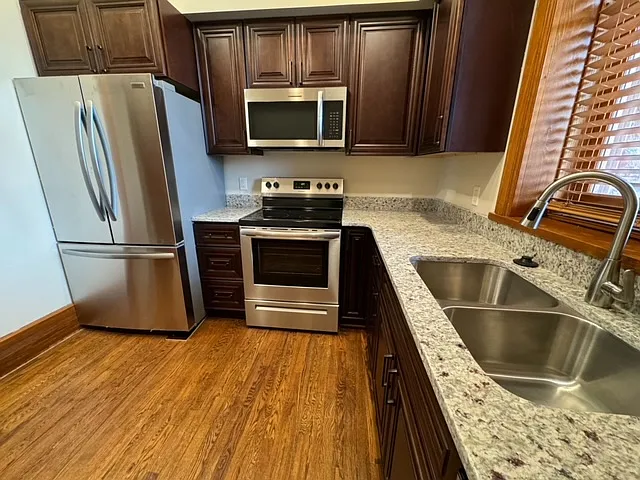 1845 D St #2W — Photo 9