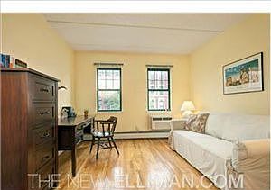 4th image of 642-646 E 11th St APT A3