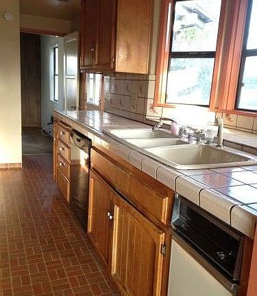 3rd image of 2480 Harrison St
