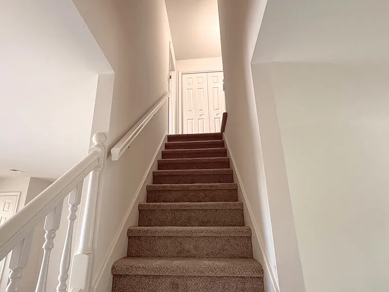 126 South Court St — Photo 9