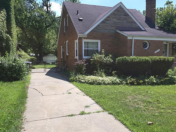 2nd image of 20731 Orangelawn St