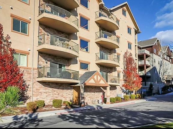4th image of 5012 S Timber Way Unit 205