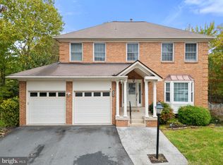 13601 Old Chatwood Pl, Chantilly, VA 20151