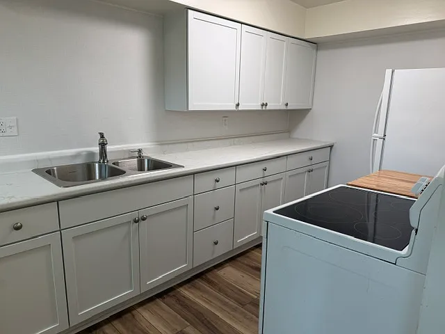 3 bed, 1200 sqft, $1,400 — Photo 4