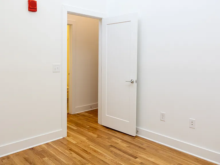 Overton Lofts — Photo 42
