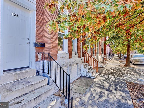5th image of 235 N Luzerne Ave