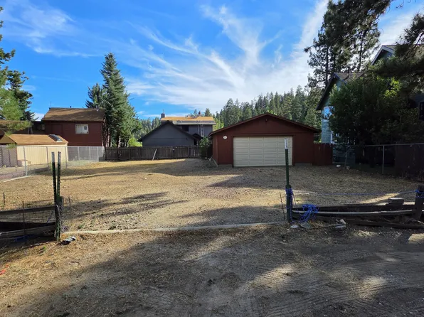 1056 Cherokee St, Fawnskin, CA 92333