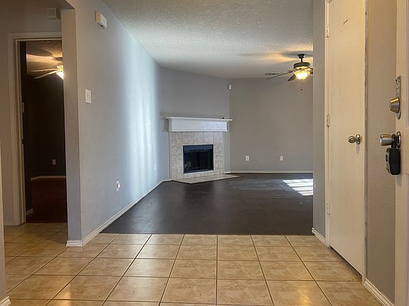 2nd image of 9913 Fillmore Dr