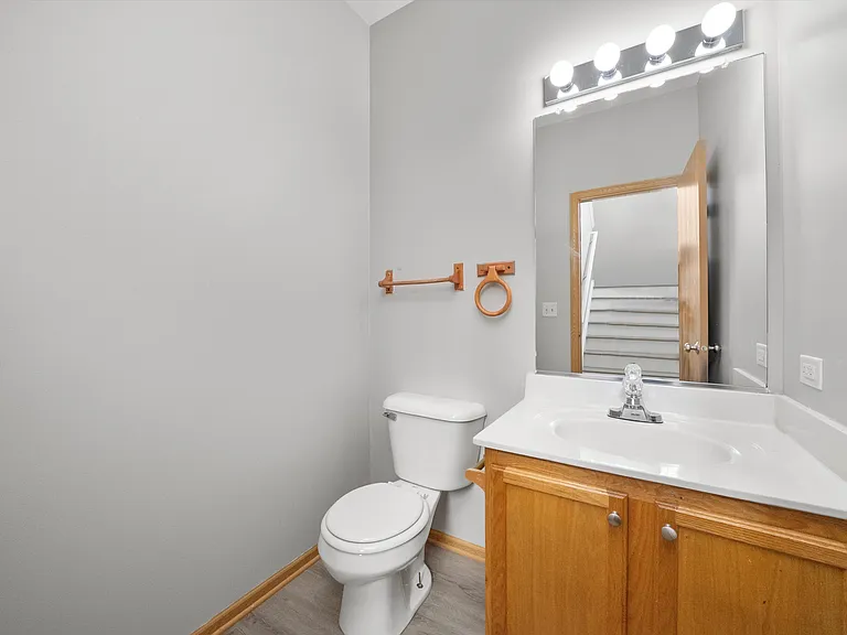 1688 W Turtle Creek Ln — Photo 11