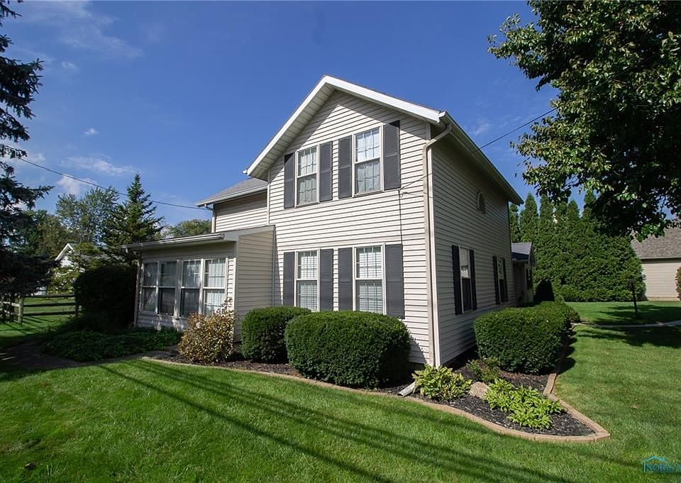 1st image of 28521 Woodland Ave