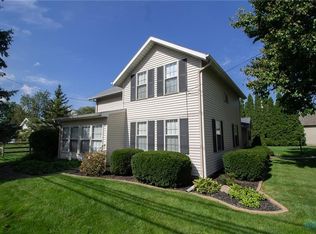 28521 Woodland Ave, Perrysburg, OH 43551
