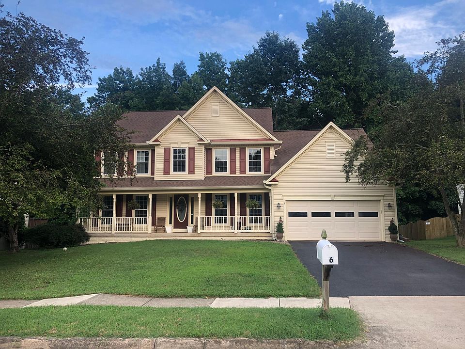 1st image of 6 Barlow House Ct