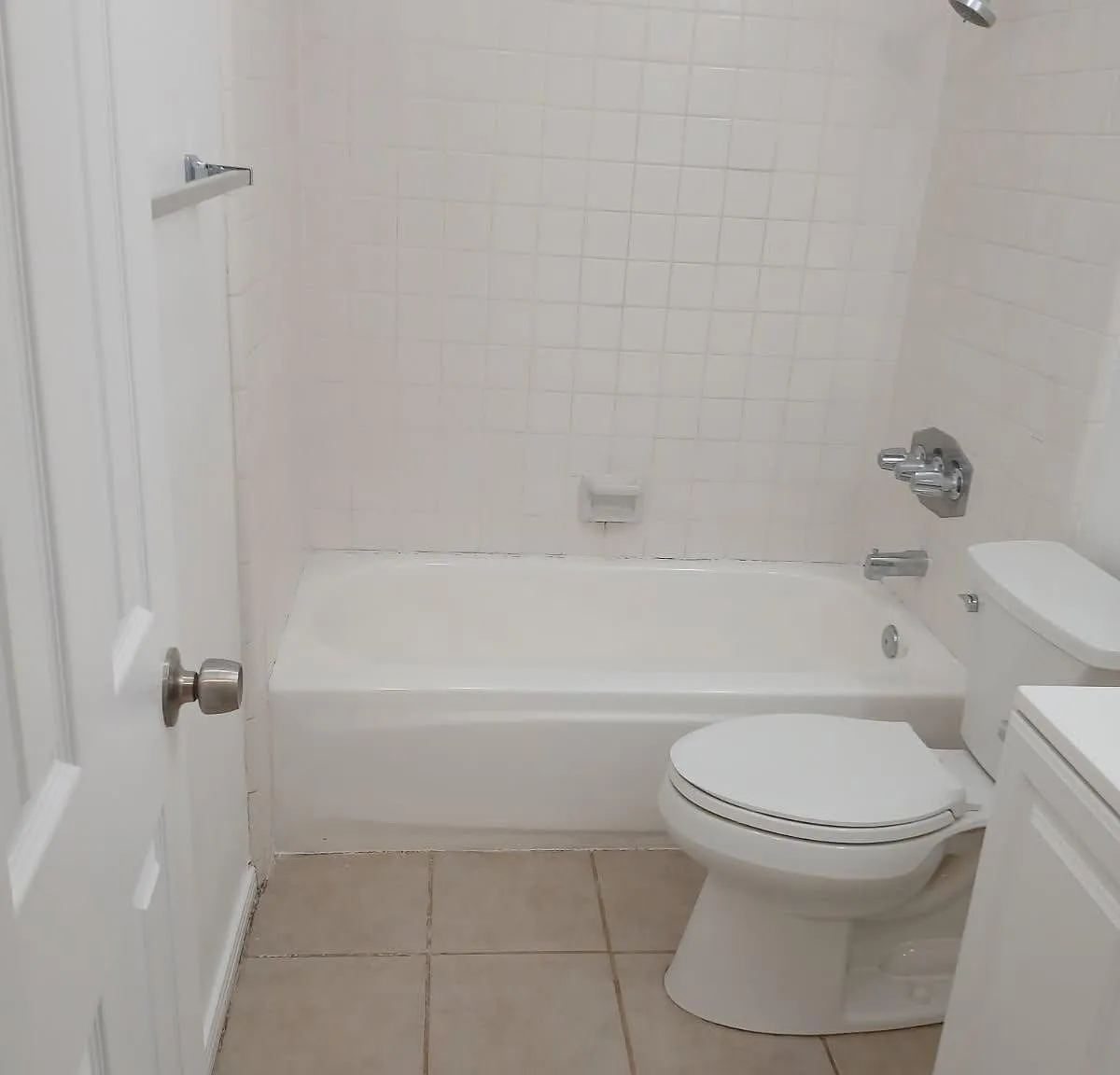 2 bed, 900 sqft, $2,000 — Photo 4