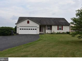 2767 Mountain Rd, Hamburg, PA 19526