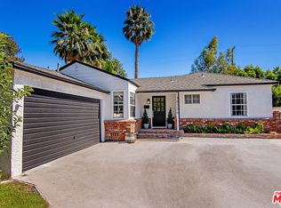 18356 Friar St, Tarzana, CA 91335