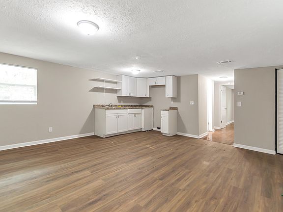 5th image of 7150 Natal Ave APT B