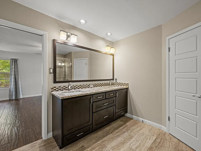 4820 Marblehead Dr — Photo 19